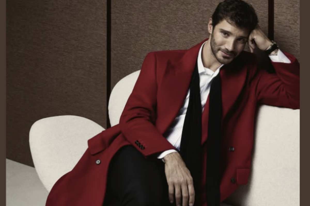 Il popolare conduttore napoletano, che da settembre 2024 ha preso le redini di Affari tuoi su Rai 1, continua il suo percorso di successo